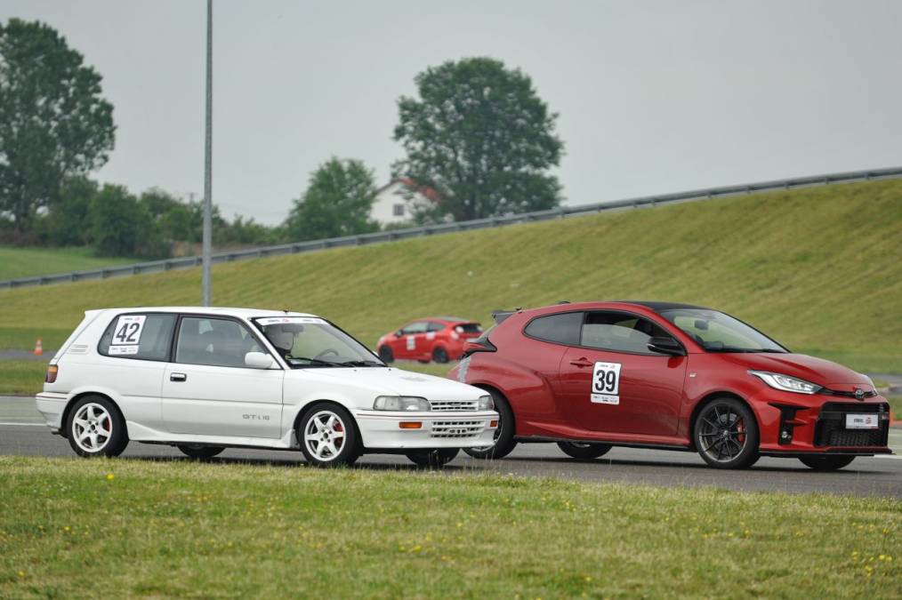 TOYOTA GR CUP. Rywalizacja sportowych Toyot z linii GR na słynnym torze Slovakia Ring